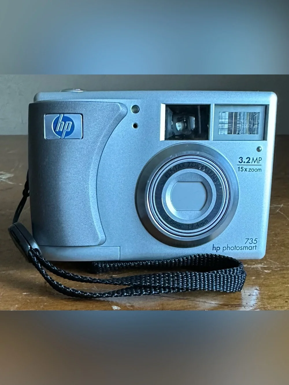 Camera (digital)